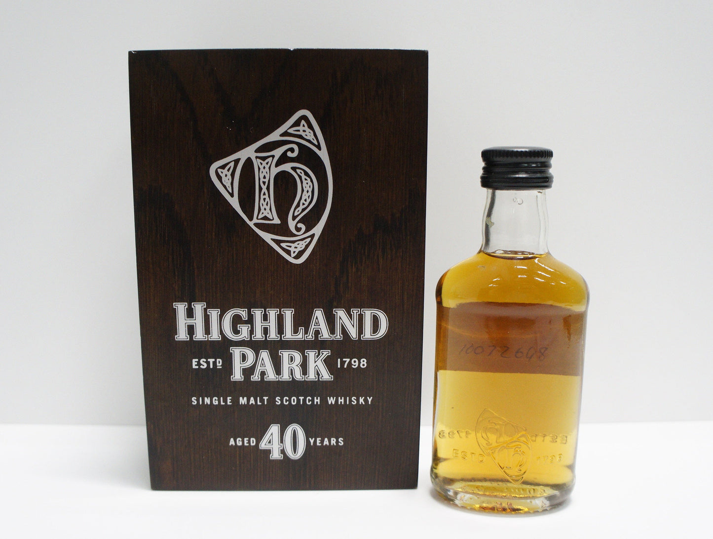 HIGHLAND PARK - SINGLE MALT - OB - 40YO MINIATURE
