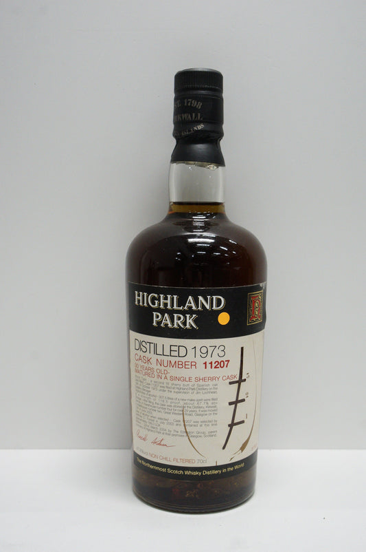 HIGHLAND PARK - SINGLE MALT - OB - DUMPY CLEAR BOTTLE "VINTAGE CASK FOR JAPAN MARKET" CASK #11207