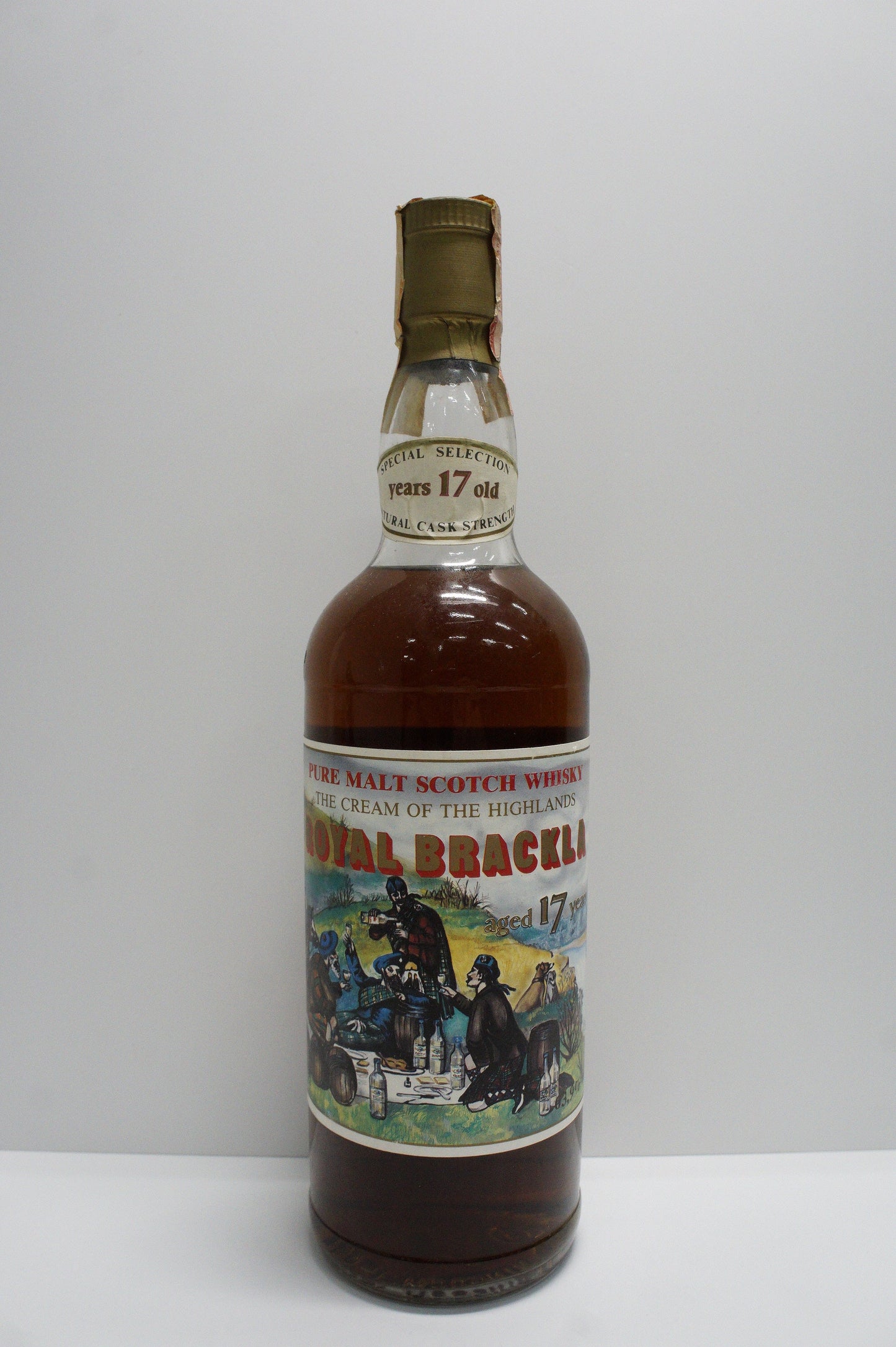 ROYAL BRACKLA - SINGLE MALT - IB - INTERTRADE "THE CREAM OF THE HIGHLANDS" (PICNIC LABEL)